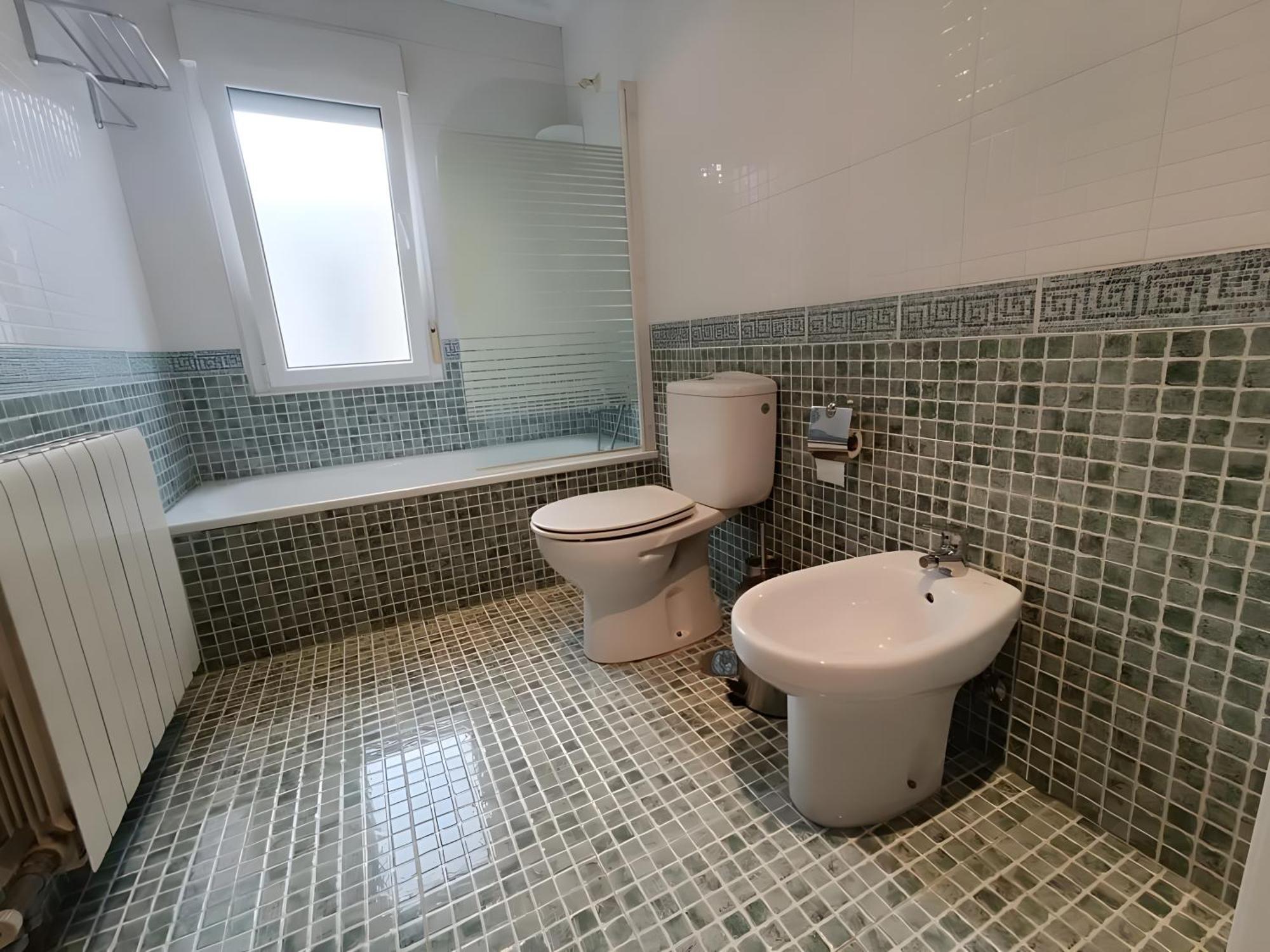 Piso Acogedor Y Luminoso Avilés Eksteriør bilde